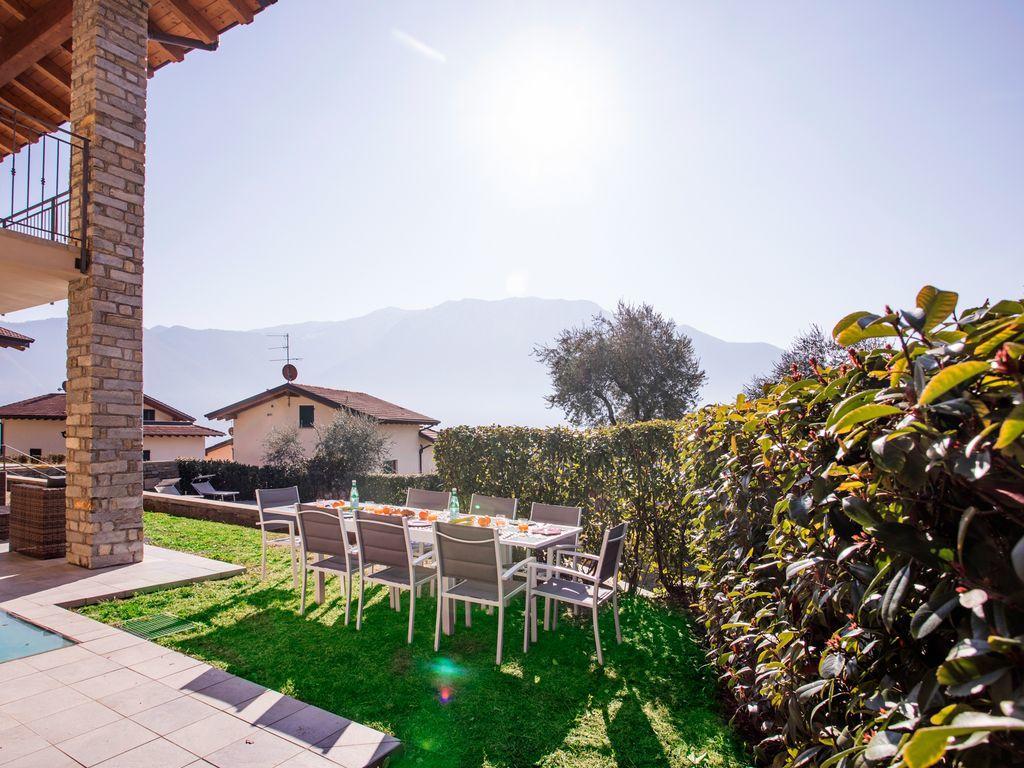 Ossuccio Grande C With Pool Sleeps 12 By Italian Vakantiehuis *