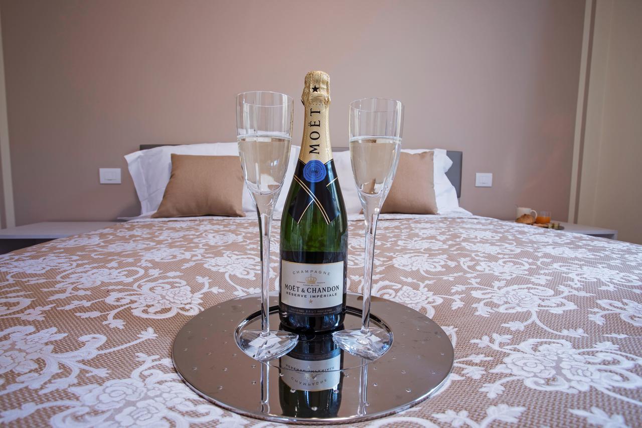 Vakantiehuis Ossuccio Grande C With Pool Sleeps 12 By Italian